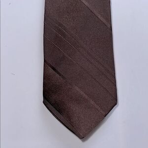 Vintage 60s/70s Tonino Firenze brown polyester‎ tie with diagonal stripes